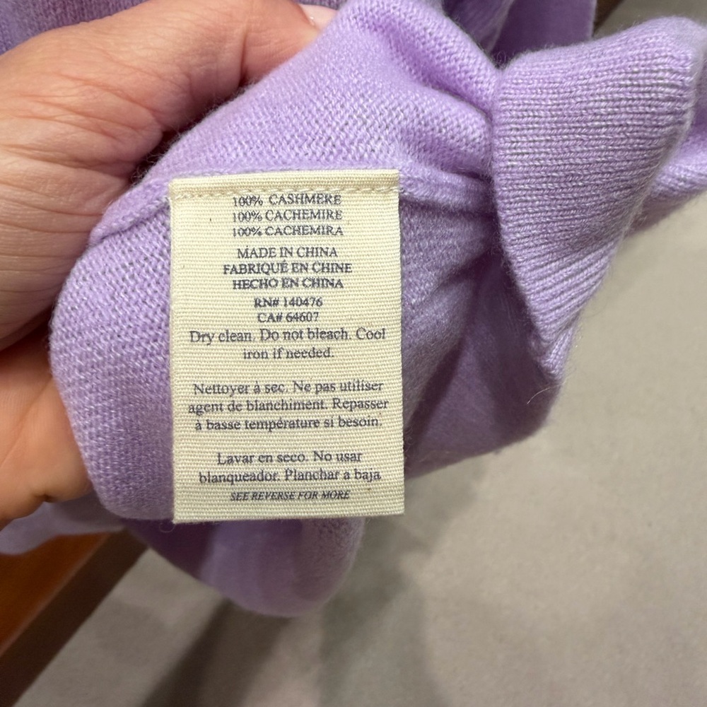 Faherty men’s cashmere purple sweater - Picture 4 of 7
